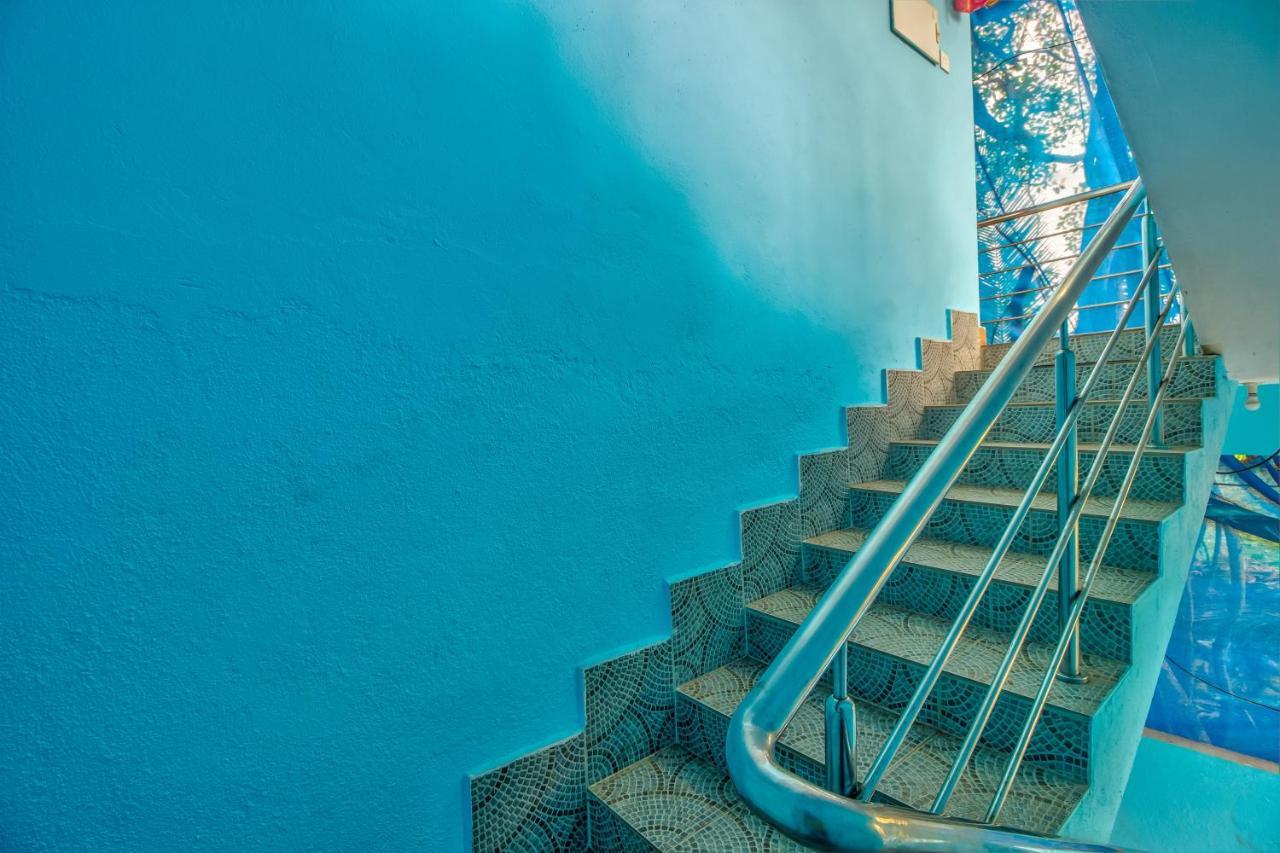Beach Doorz Hotel Baga Exterior photo